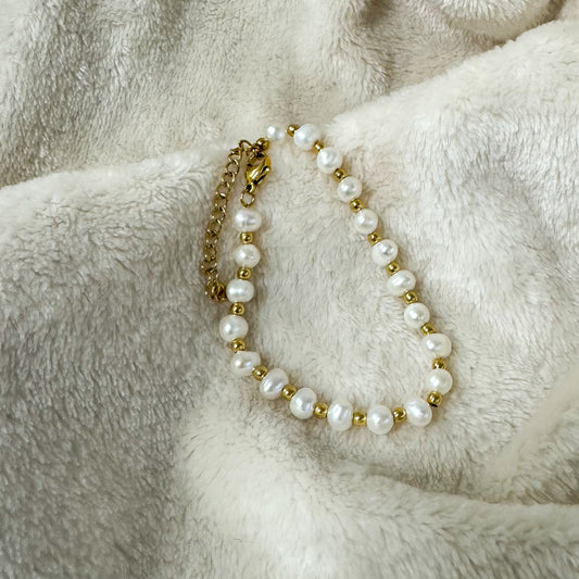 pearl and bead necklace